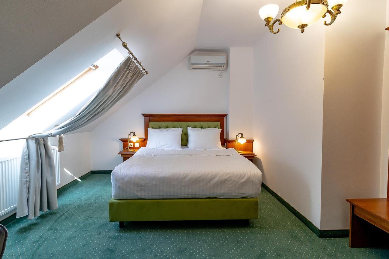 San Gennaro Hotel Sighisoara Exterior photo